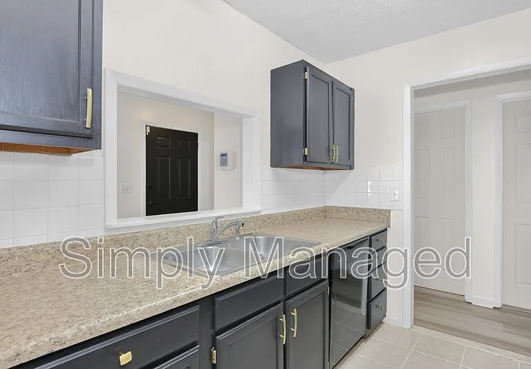 7345 Pebblebrook Dr — Photo 12