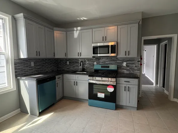 155 19th Ave, Irvington, NJ 07111