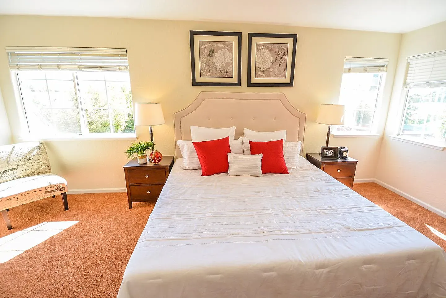 4 bed, 2350 sqft, $5,095 — Photo 3