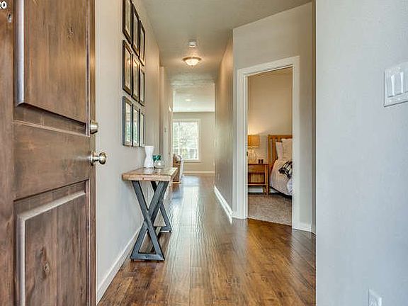 3rd image of 11226 NE 133rd Pl