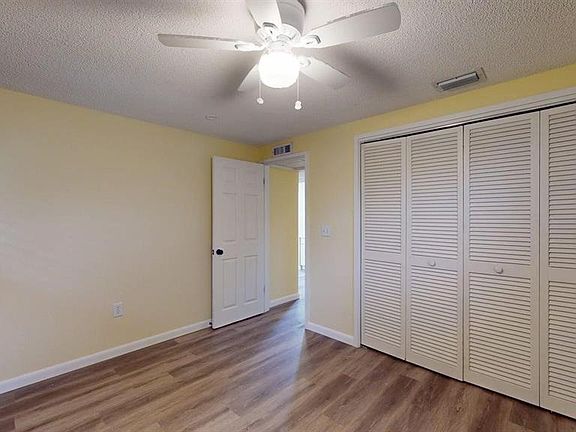 3rd image of 3202 21ST AVENUE W