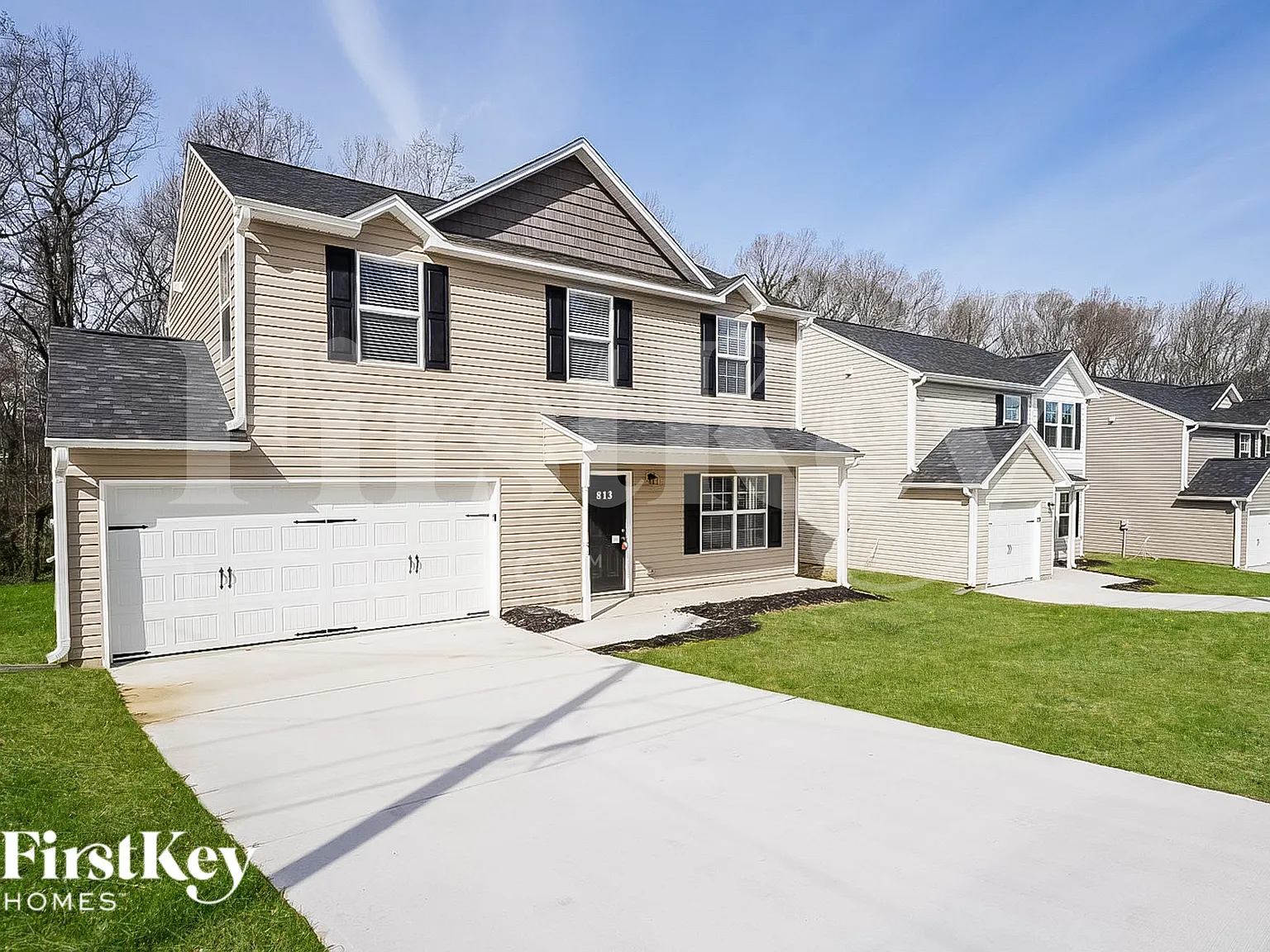 3 bed, 2.5 bath, 1601 sqft, $1,870 — Photo 2