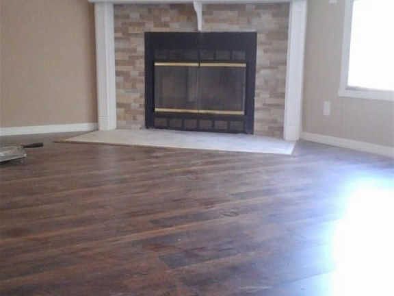 3rd image of 918 Anders Ln