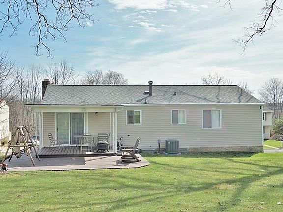 3rd image of 224 Havenhill Dr