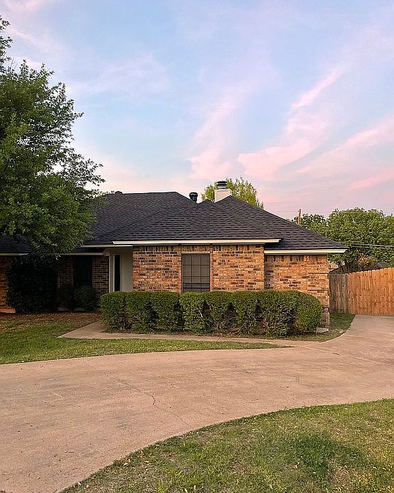 1st image of 1313 Nueces Ct