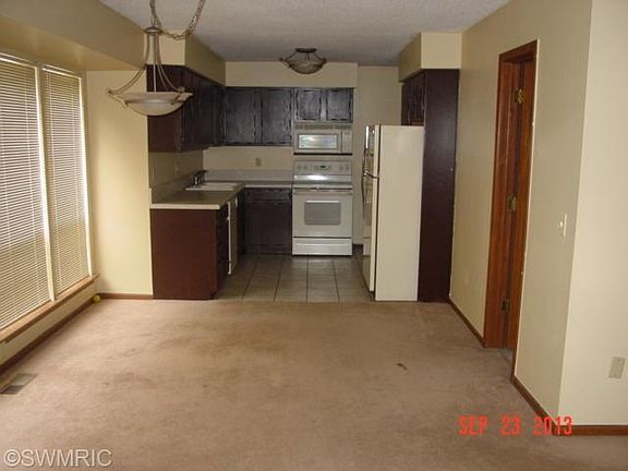 2nd image of 3425 Big Bend Dr