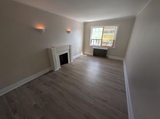 1566 Bayview Ave #1564.5, Toronto, ON M4G 3B7