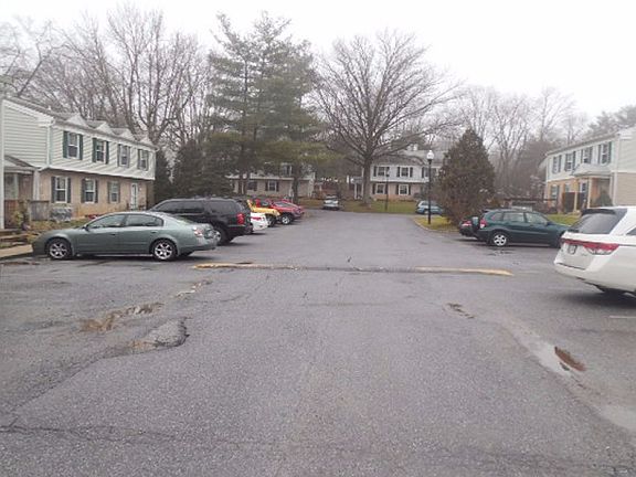 4th image of 17 Mission Wood Way #A