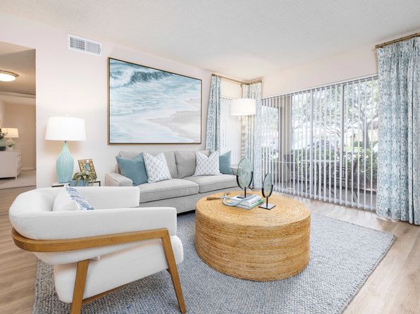 4200 Community Dr APT 216