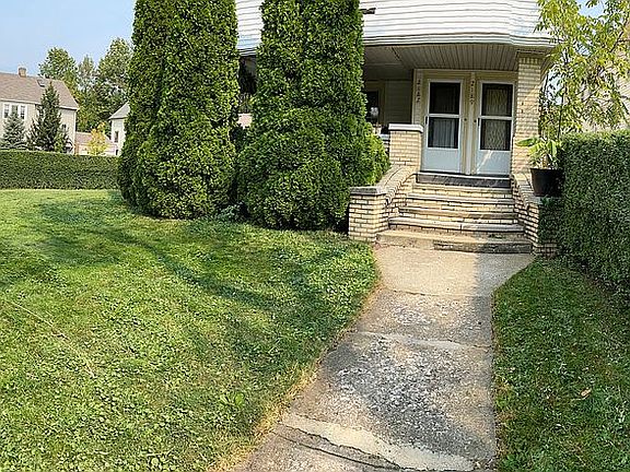 3rd image of 2187 Lincoln Ave