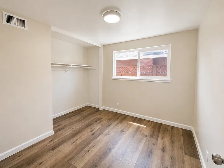4953 Omar St — Photo 13