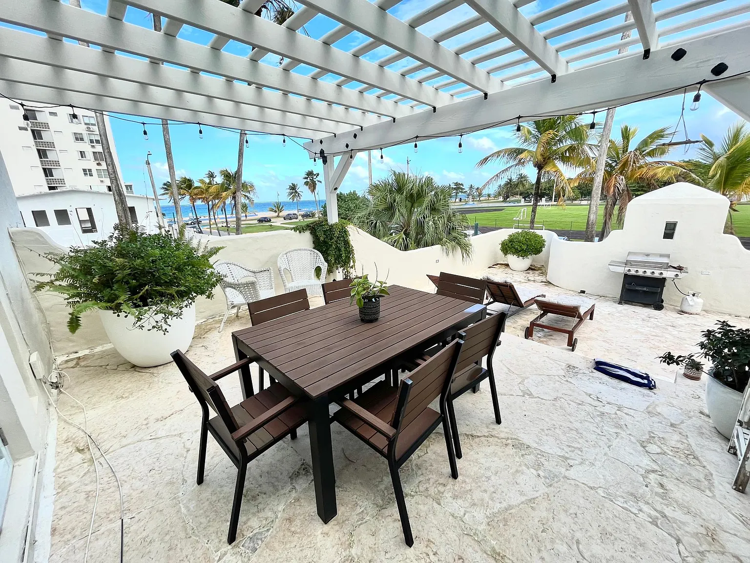2 bed, 1300 sqft, $6,000 — Photo 2