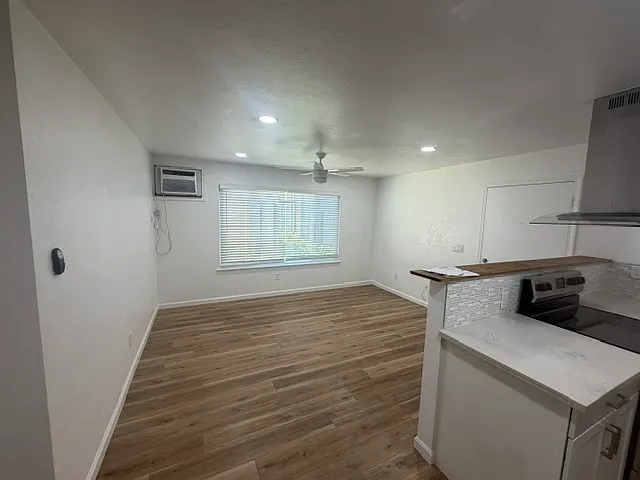 6724 Plymouth Rd #71 — Photo 12