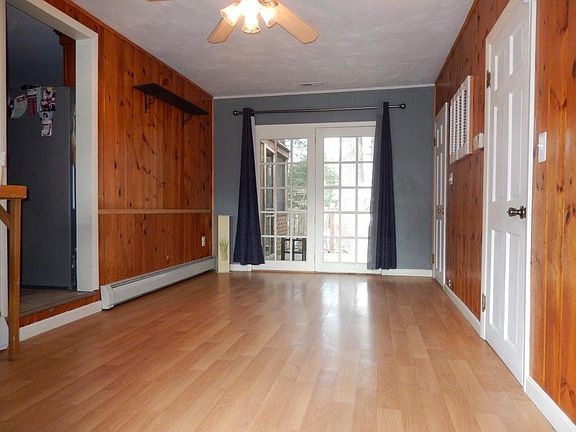 4th image of 31 Forest Park Dr