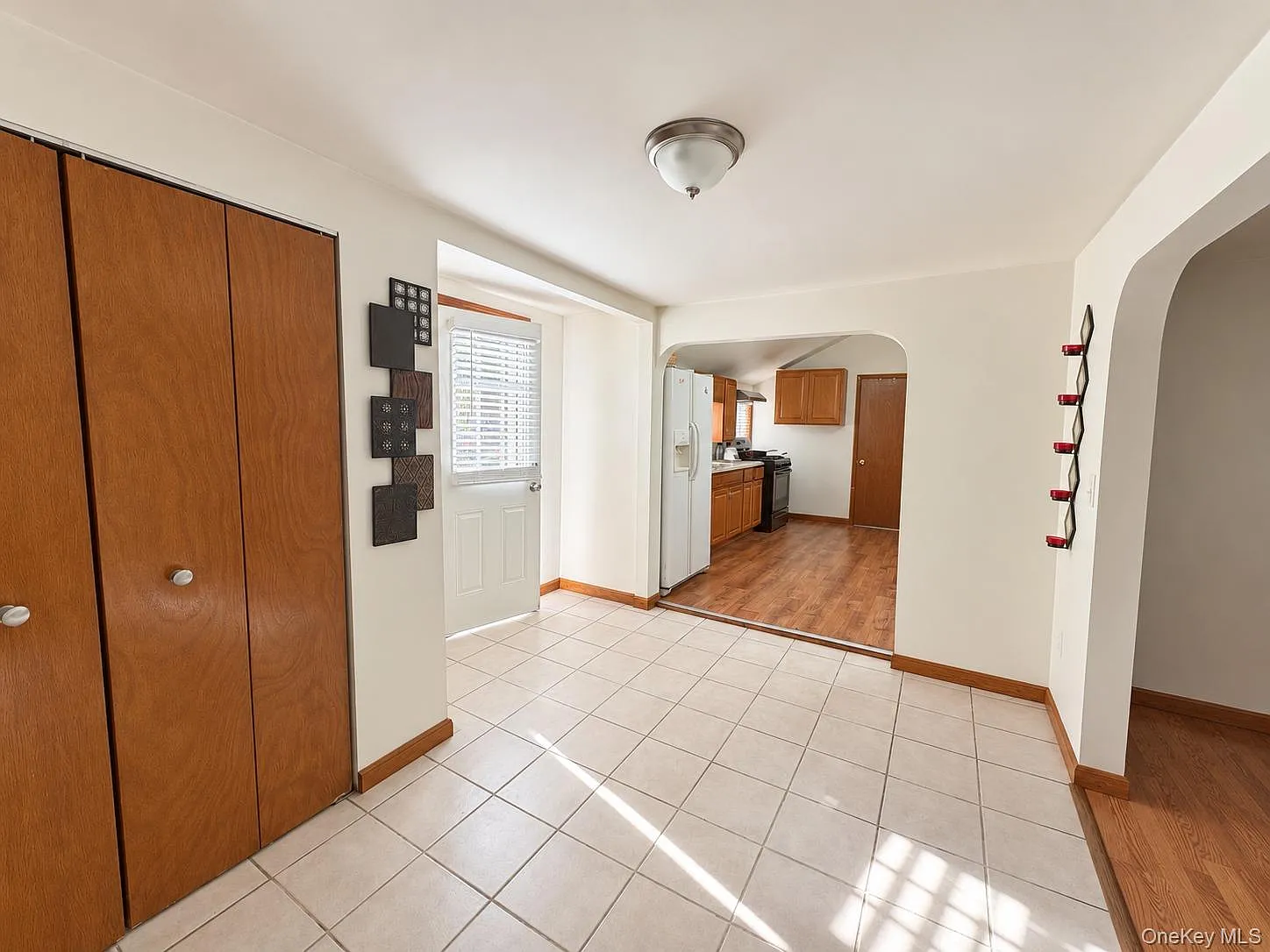 3 bed, 1264 sqft, $3,000 — Photo 3