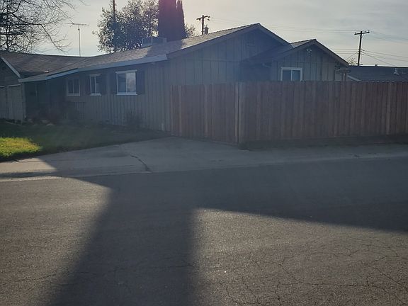 2nd image of 10286 Los Palos Dr