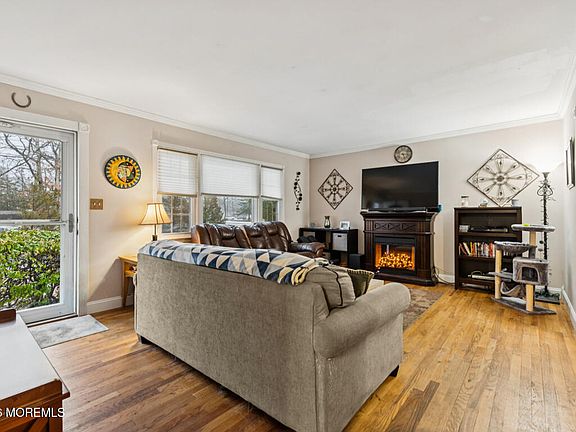 2nd image of 2 Northgate Drive