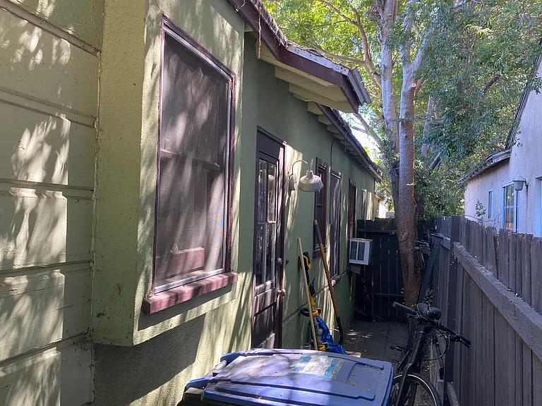 1730 Lake St — Photo 17