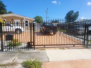 8525 NW 31st Ct, Miami, FL 33147