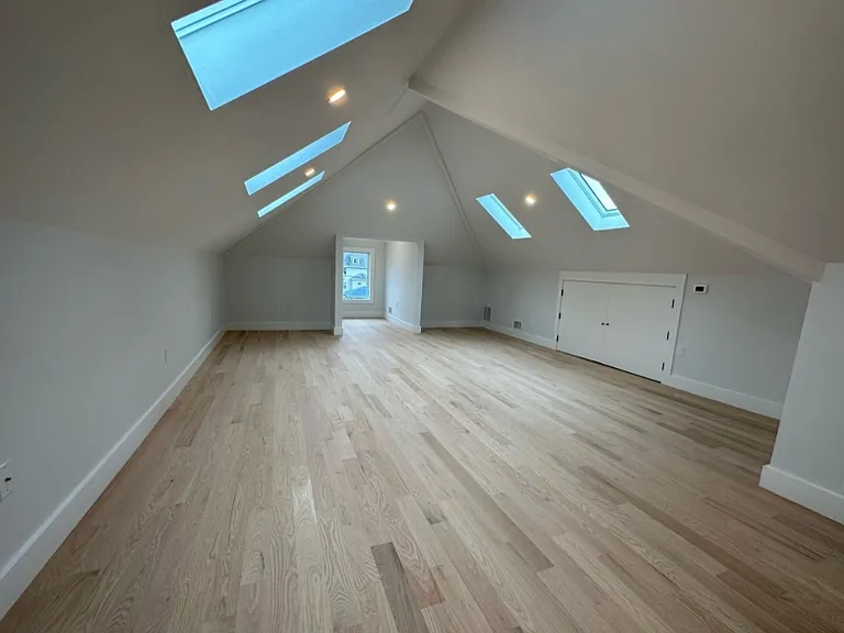 241 Foster St #2 — Photo 7