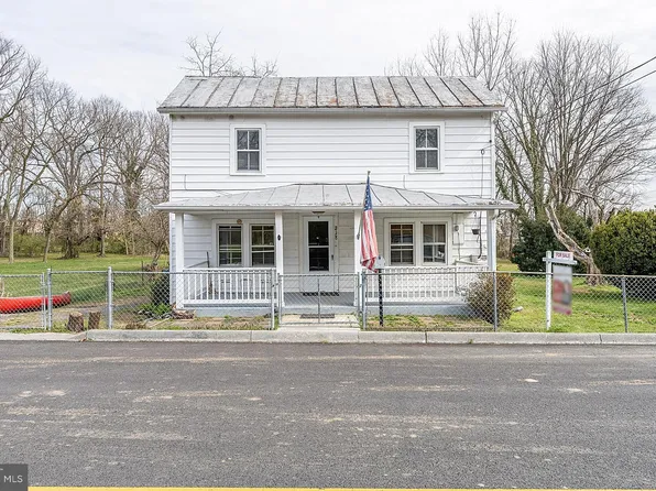 218 Josephine St, Berryville, VA 22611