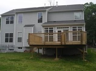 10905 Howitzer Dr, Fredericksburg, VA 22408
