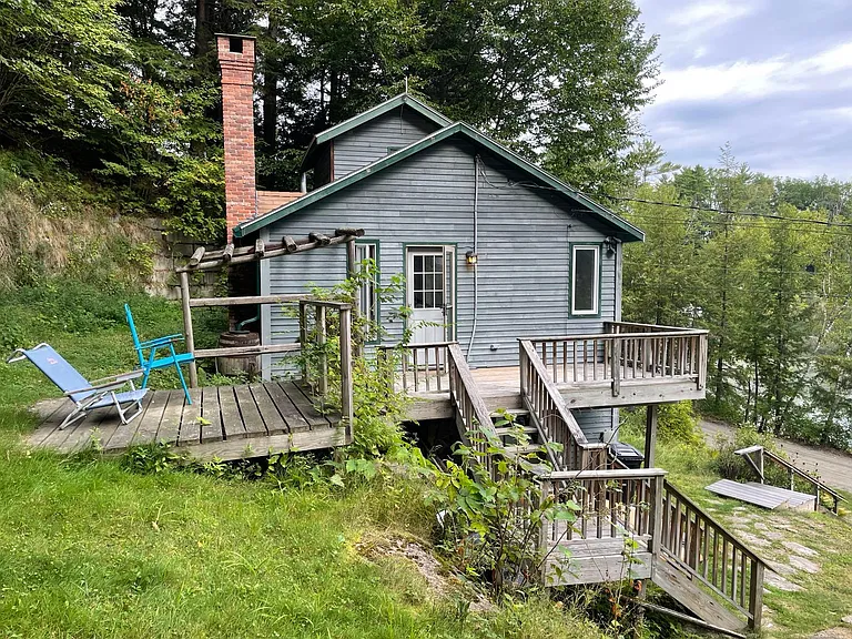 Hemlock Rd — Photo 21