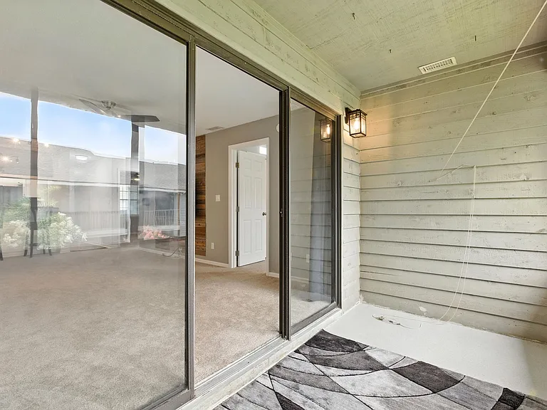 1735 Harrison St #231 — Photo 23