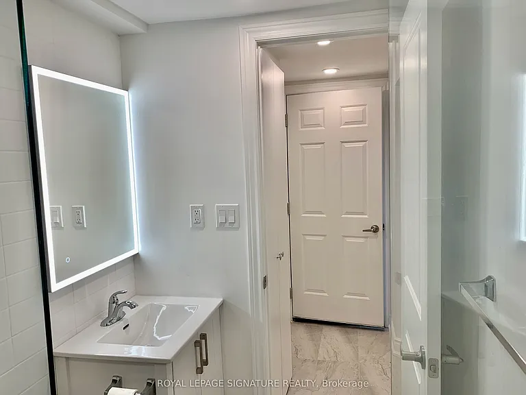 977 Glencairn Ave #4 — Photo 11
