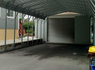 414 Buffinton St, Fall River, MA 02721