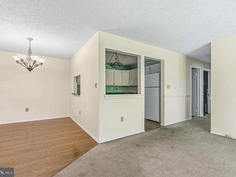 96 Willow Ct — Photo 16