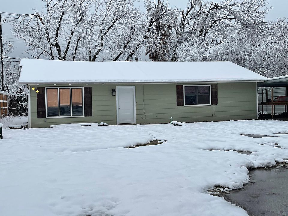 1st image of 2811 Drakestone Ave