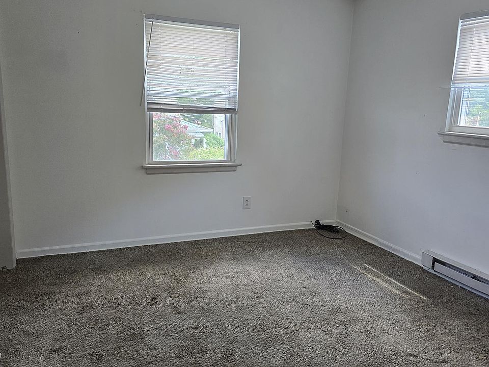1st image of 1710 Grayson Ave NW #1