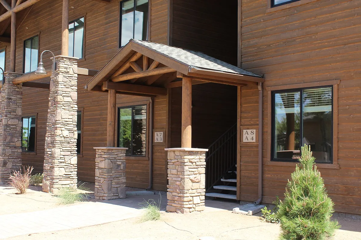 Building Photo - 200 E Malibu Dr #A-5