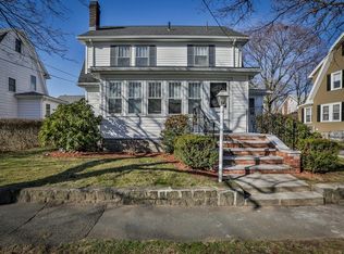 8 Melbourne Rd, Milton, MA 02186