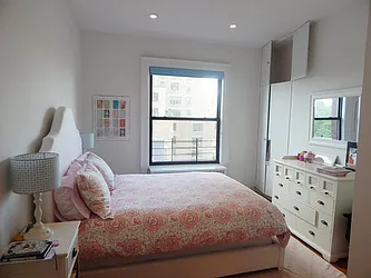 Rented by Rachel Realty