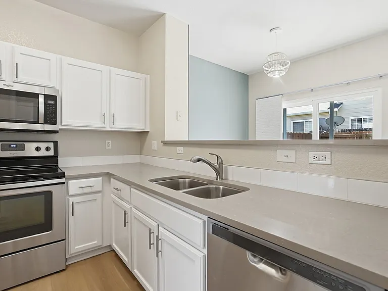 241 N Quari St — Photo 12