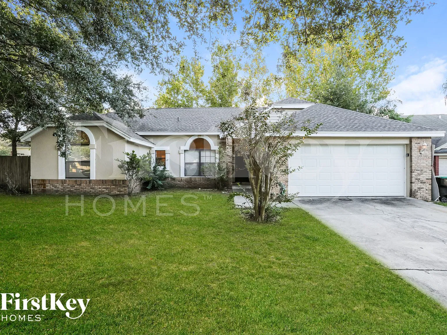 3 bed, 2.0 bath, 1619 sqft, $2,495 — Photo 1