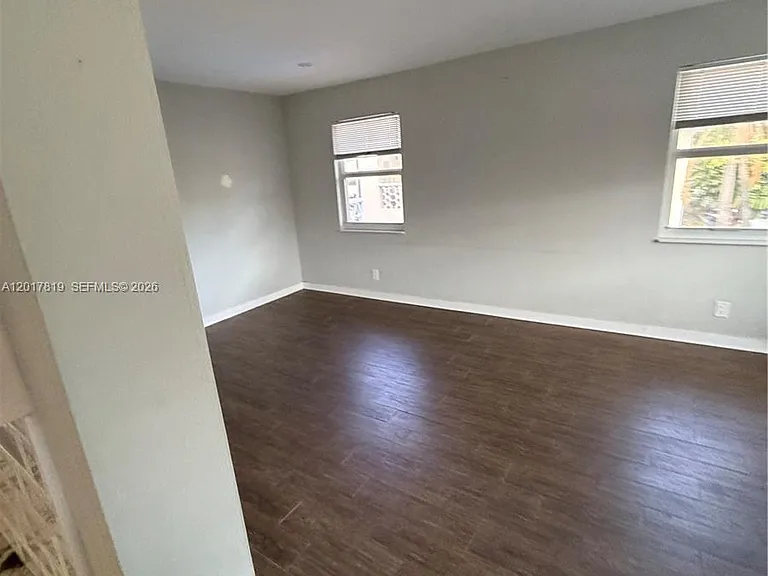 2591 NE 55th Ct #202 — Photo 7