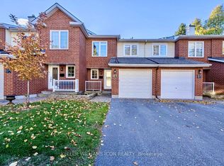 83 Wrenwood Cres, Ottawa, ON K2G 5V5