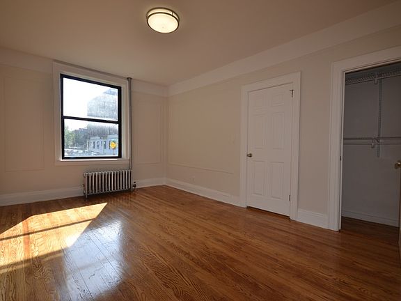 5th image of 8602 Forest Pkwy APT 1B