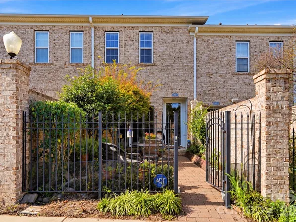 427 Dumbarton St NW #4, Concord, NC 28027