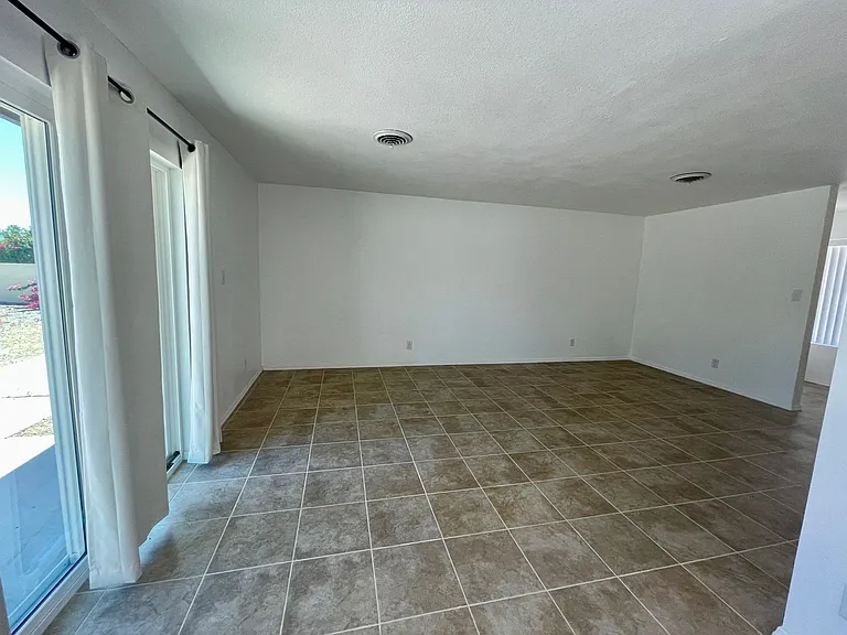 12374 E Camino Loma Vis — Photo 12