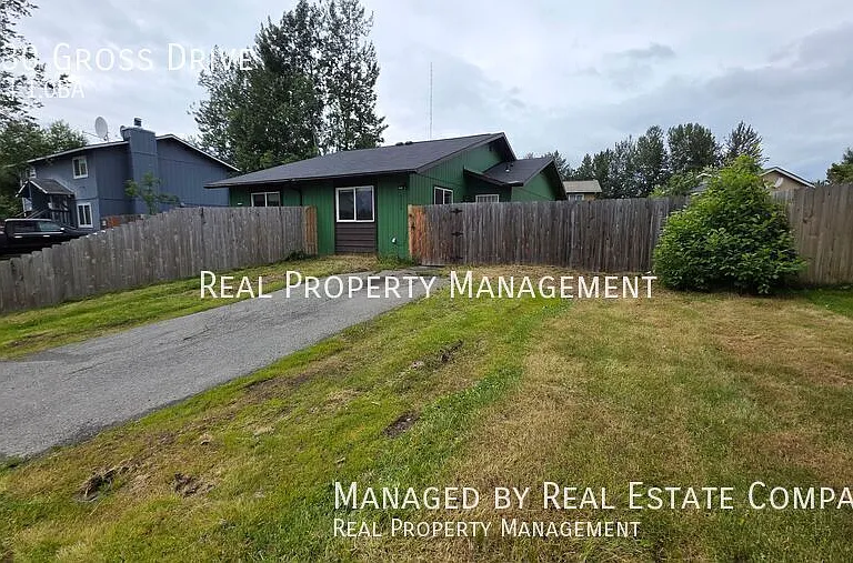 6230 Gross Dr — Photo 2