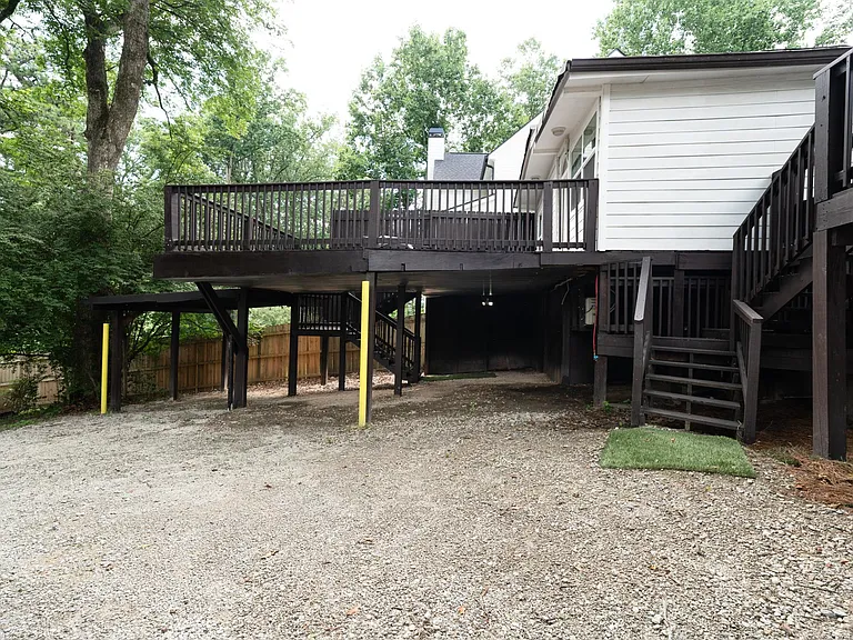 1213 Kendrick Rd — Photo 40