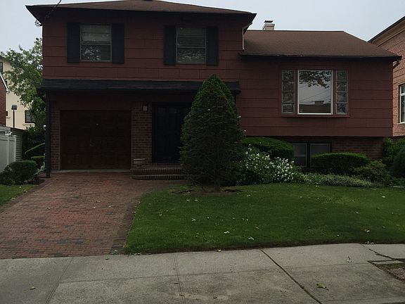 2nd image of 25 Barlow Dr N