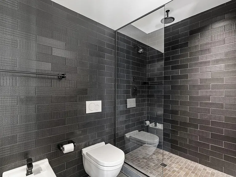 404 Washington Ave N #506 — Photo 44