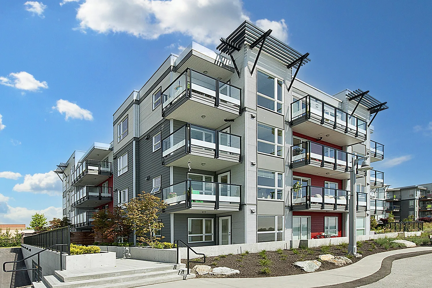 Riverport Flats - R4 — Photo 4