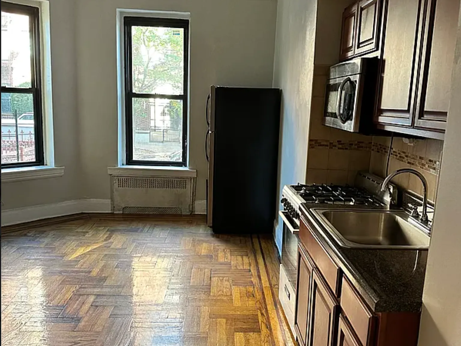 1248 Pacific Street — Photo 4