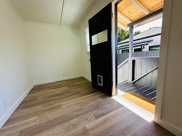 46 Ocean View Ave #C — Photo 13